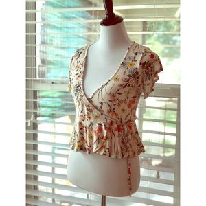 🆕Cute Floral Top🆕